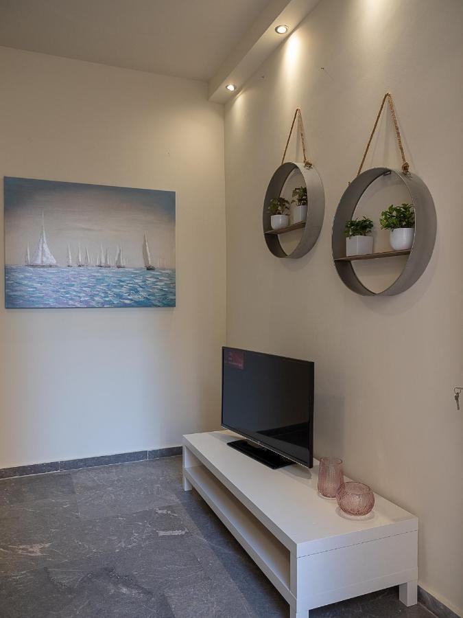 Luxury Apts Heraklion Center Esterno foto