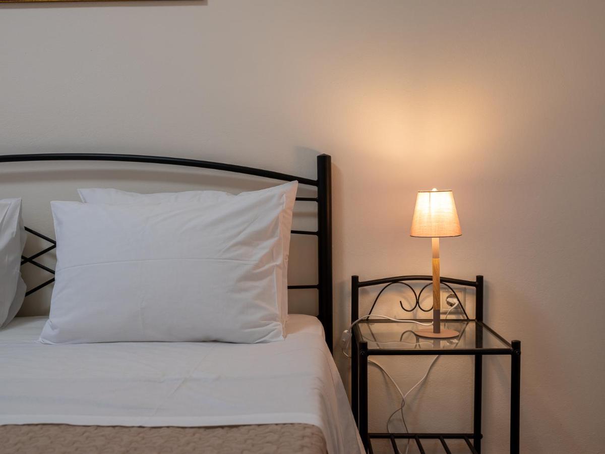 Luxury Apts Heraklion Center Esterno foto